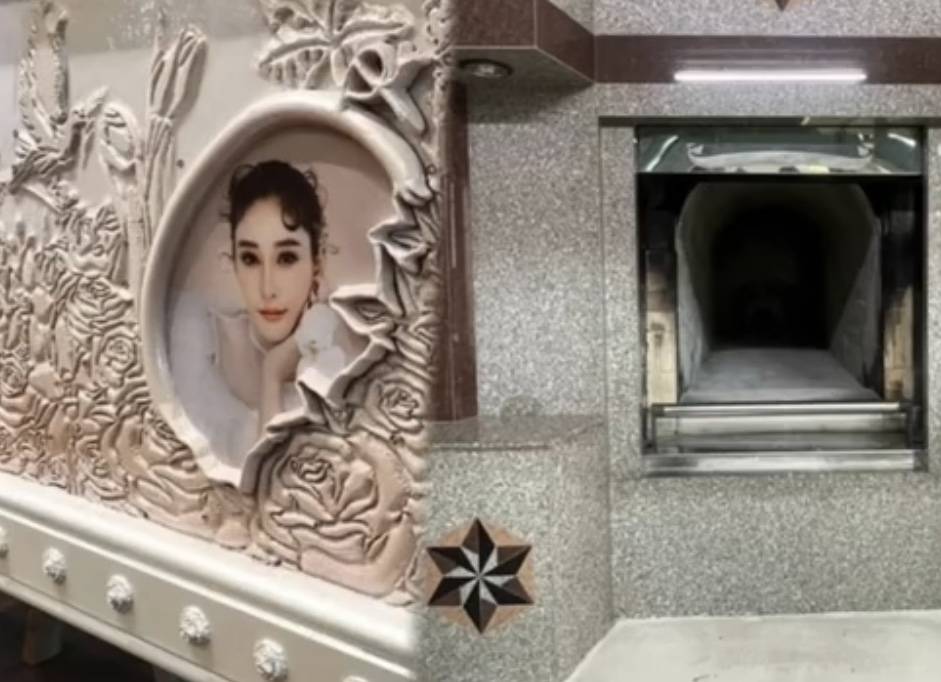 prosesi kremasi jenazah Tangmo Nida (tiktok.com/jia_dailyupdatestangmo)