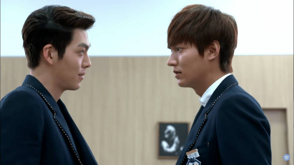 Kim Woo Bin dan Lee Min Ho di drama The Heirs (youtube.com/SBS NOW / SBS 공식 채널)