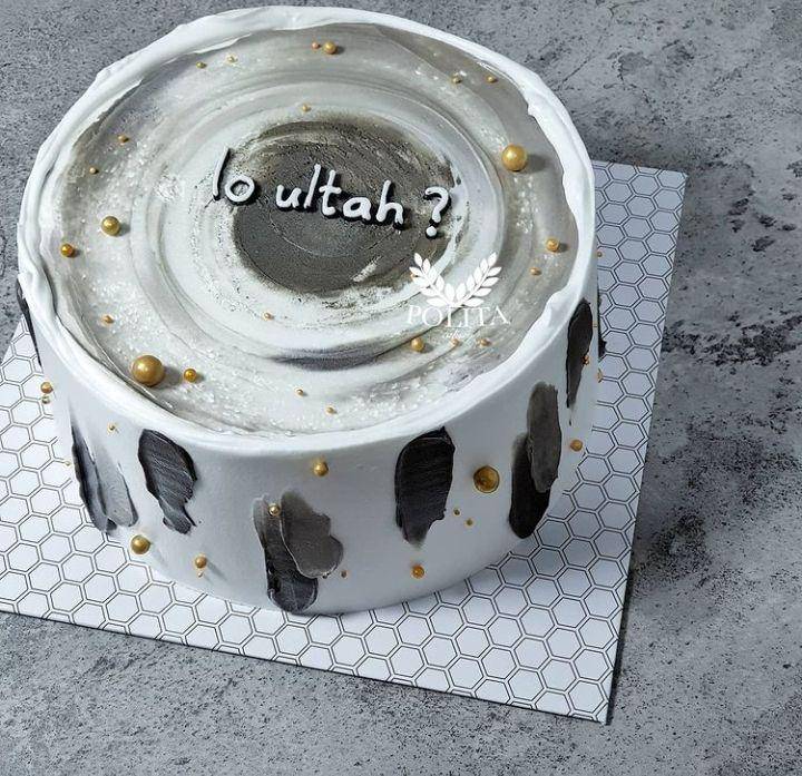 tulisan kocak di kue ulang tahun (instagram.com/polita_cakery)