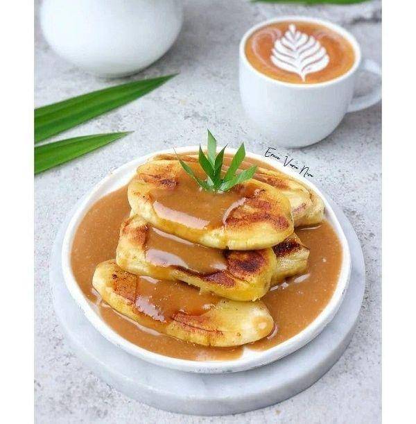 Pisang Kepok Panggang Saus Kinca (Instagram.com/belajarbakingyuk)