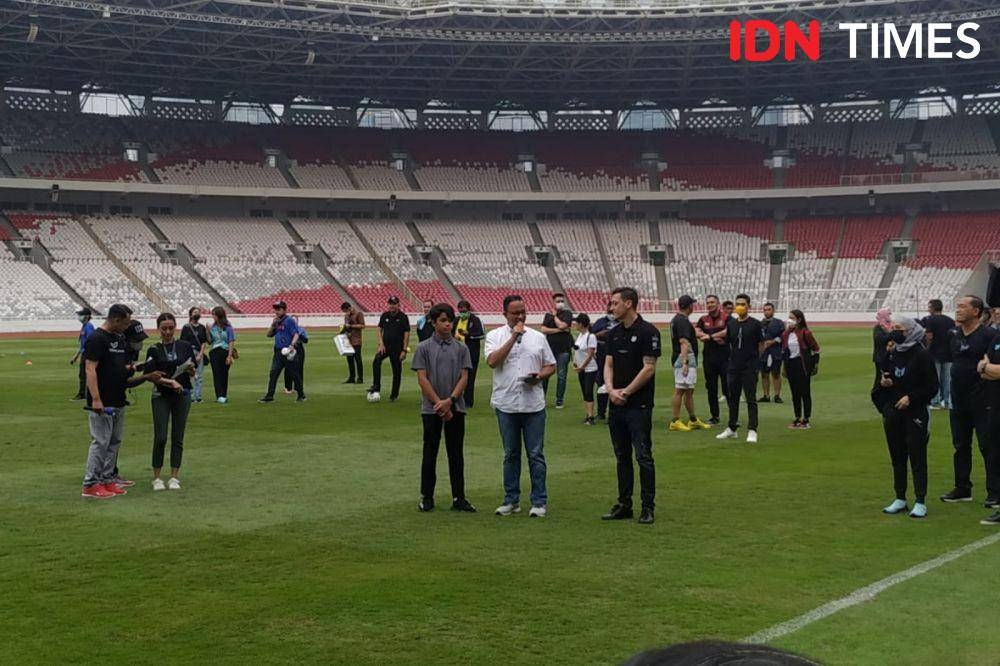 Mesut Oezil dalam acara coaching clinic bersama Concave. (IDN Times/Sandy Firdaus)