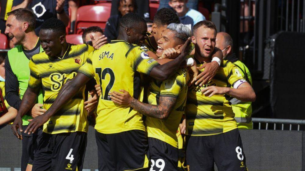 Para pemain Watford melakukan selebrasi setelah mencetak gol ke gawang lawan. (watfordfc.com)