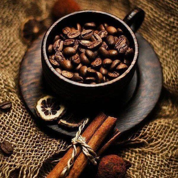 kopi (instagram.com/cafe.calm.shiraz)