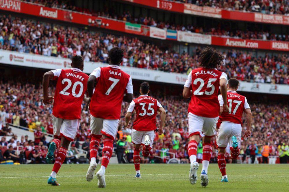 Para pemain Arsenal ketika pertandingan melawan Everton di Premier League. (twitter.com/ElNennY)