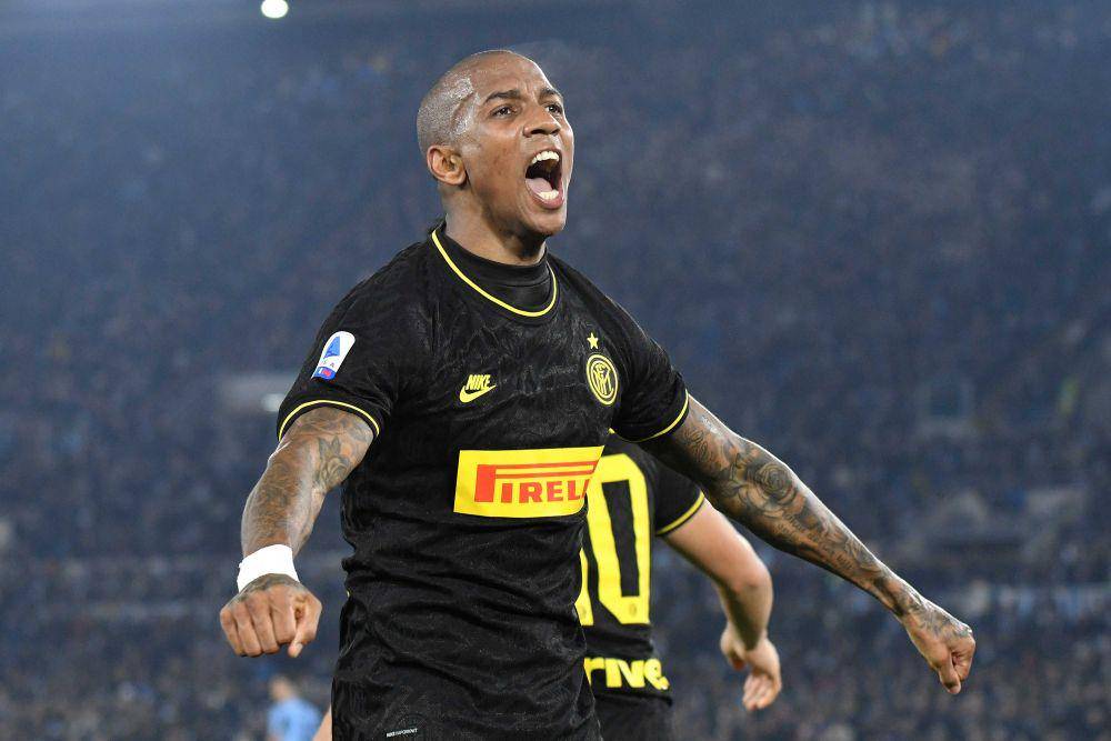 Ashley Young (twitter.com/Squawka)