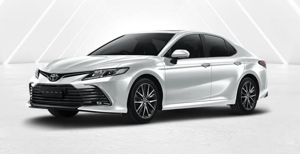 Toyota Camry: Harga dan Spesifikasi