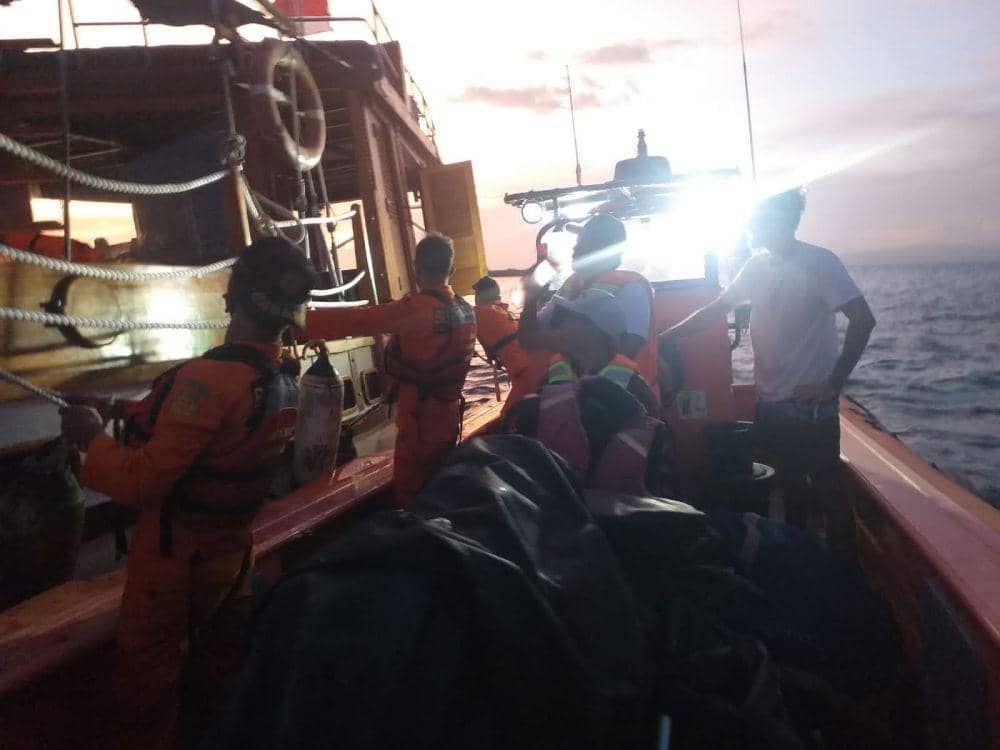 Bawa 2 WNA Prancis, Kapal Wisata Kandas di Perairan Sumbawa