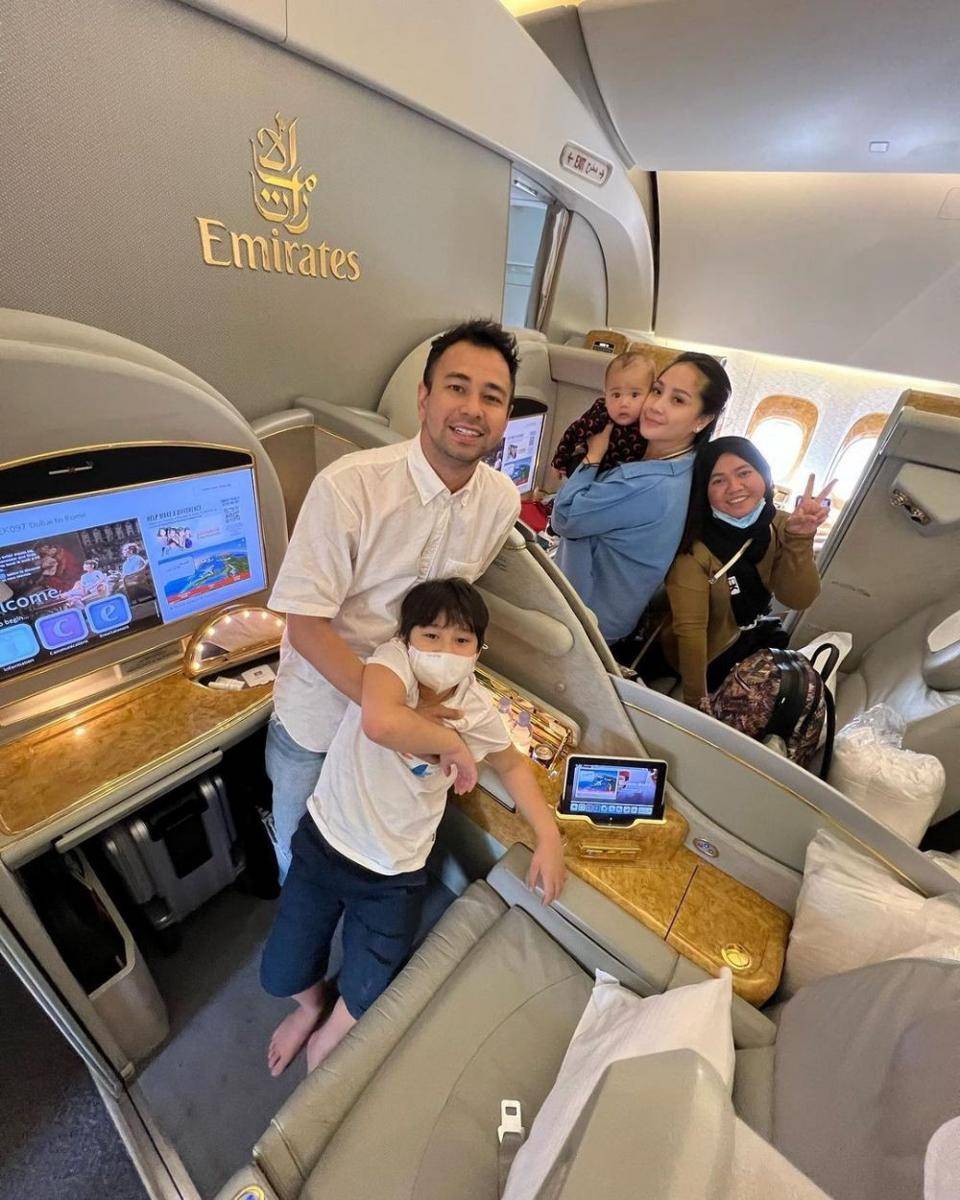 Raffi Ahmad dan Nagita Slavina (Instagram.com/raffinagita1717)