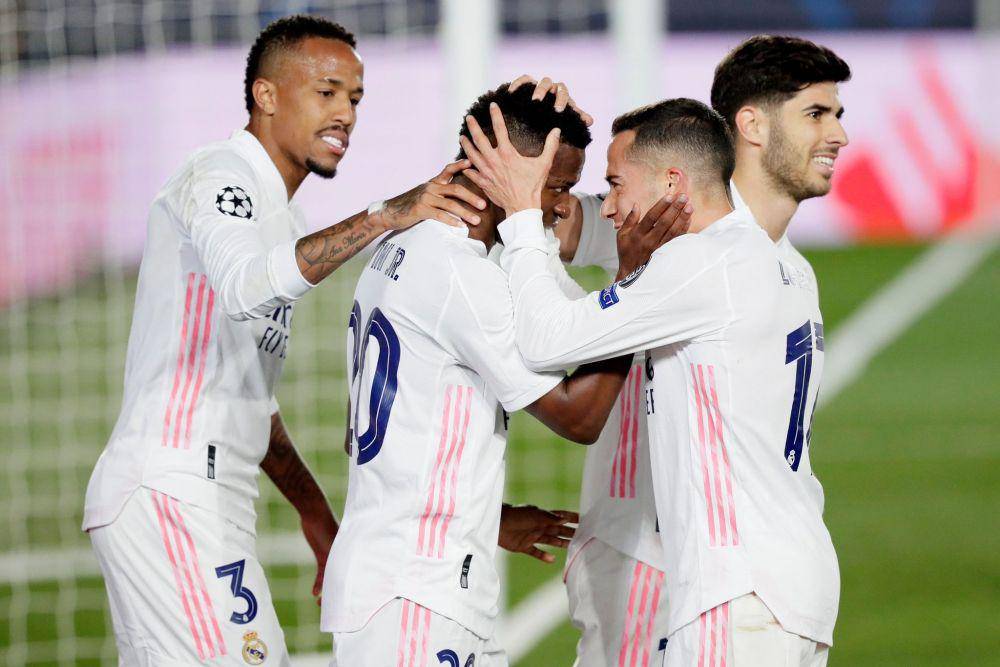Para pemain Real Madrid merayakan gol dalam kemenangan 3-1 atas Liverpool di Liga Champions 2020/2021 (twitter.com/managingmadrid)