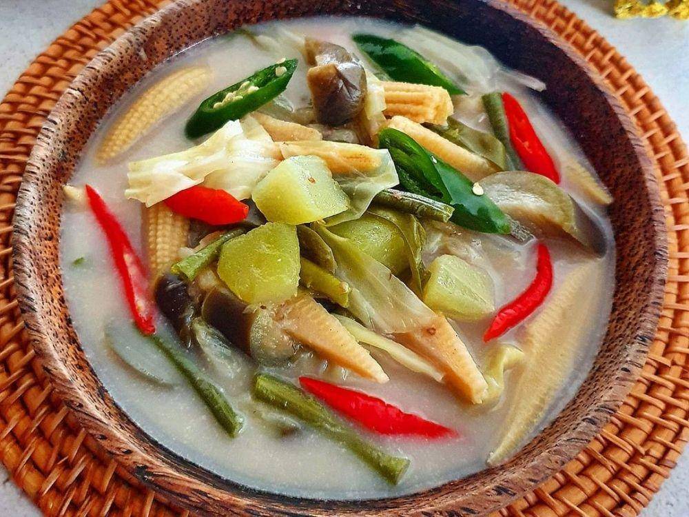 Sayur lodeh (instagram.com/yscooking)