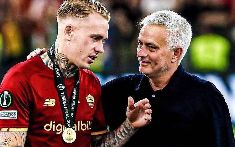 Rick Karsdorp & Jose Mourinho (instagram.com/@rickkarsdorp)