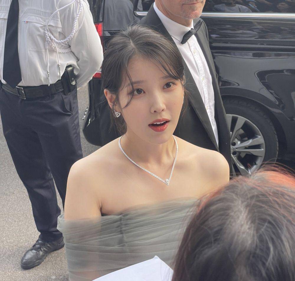 IU di Festival Film Cannes 2022 (twitter.com/kdrama_menfess)