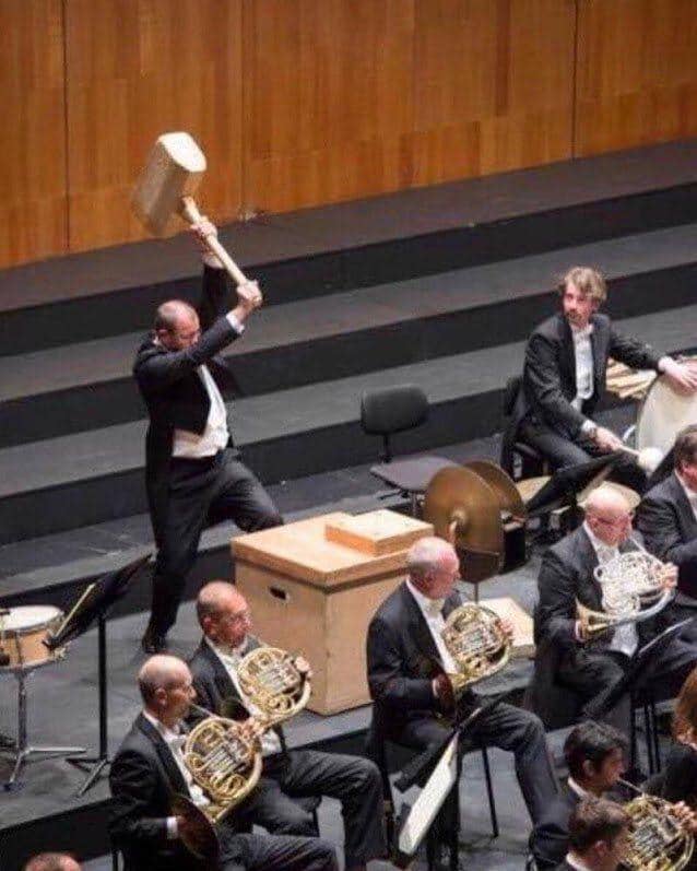 musik klasik ambyar (twitter.com/MusicalChaotic)