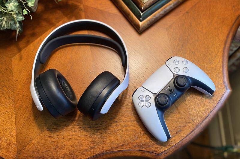 Sony PS5 Pulse 3D wireless headset (techradar.com)