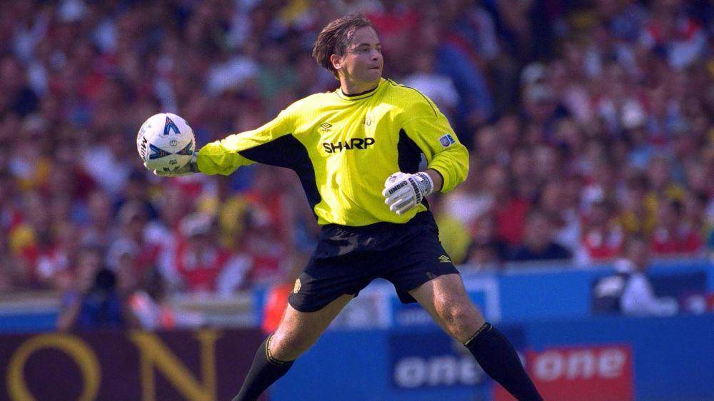 Mark Bosnich (premierleague.com)
