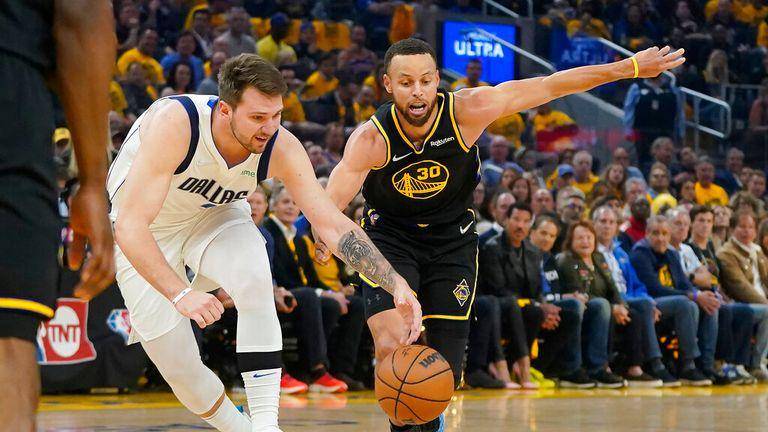 Golden State Warriors kalahkan Dallas Mavericks pada final wilayah barat. (skysports.com)