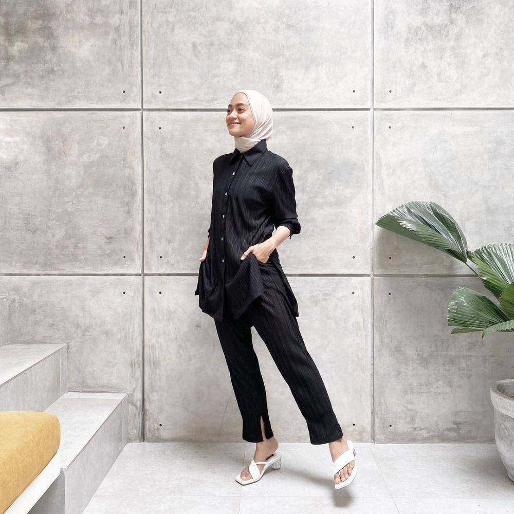 OOTD ngampus ala Ayudia Bing Slamet (instagram.com/ayudiac)