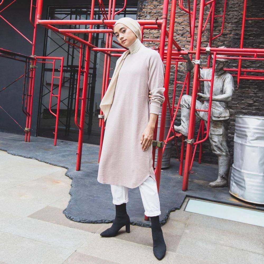 OOTD ngampus ala Ayudia Bing Slamet (instagram.com/ayudiac)