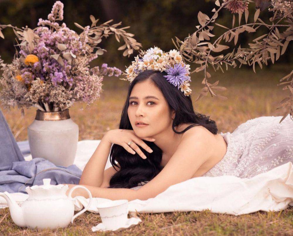 potret Prilly Latuconsina (instagram.com/prillylatuconsina96)