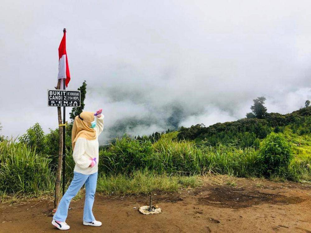 potret pendaki di Bukit Mongkrang, Karanganyar (instagram.com/rajarafiza4)