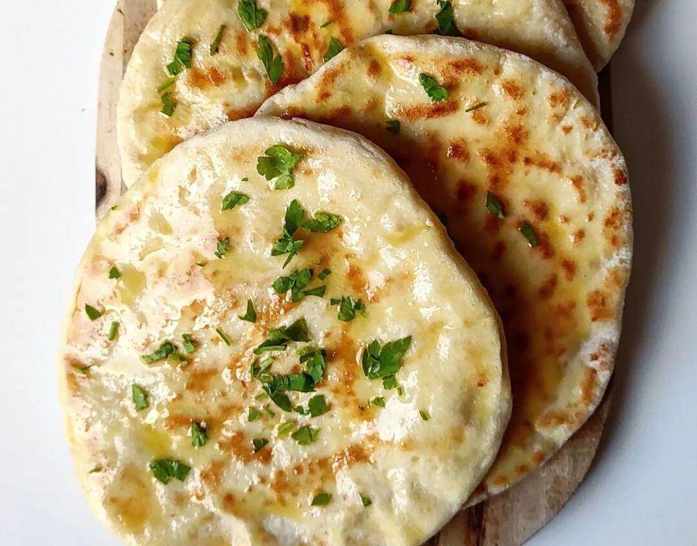 ilustrasi cheese naan (instagram.com/frh_sweets)
