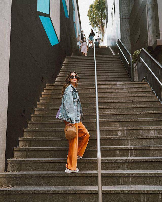 Luna Maya (instagram.com/lunamaya)