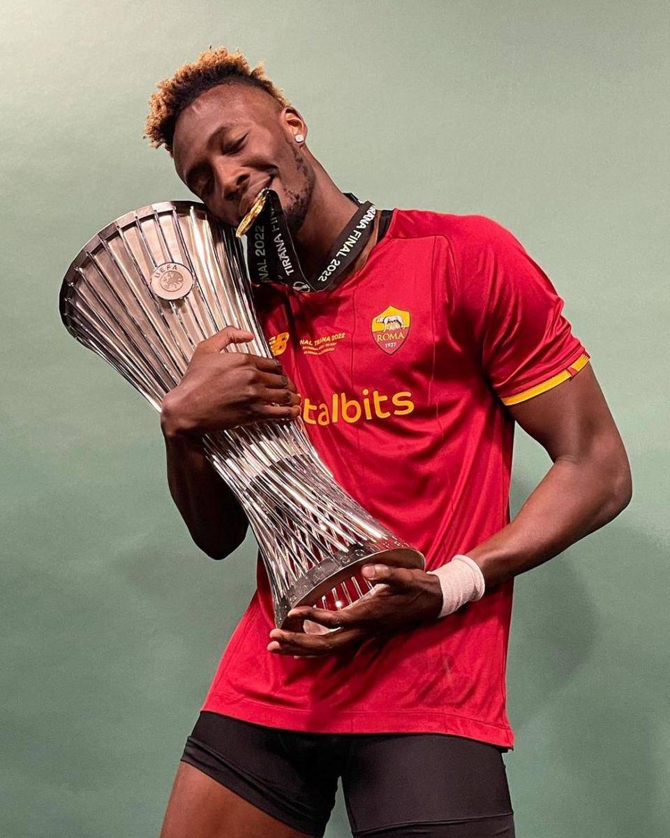 Tammy Abraham dan AS Roma menjuarai Liga Konferensi Eropa 2021/2022. (instagram.com/tammyabraham)