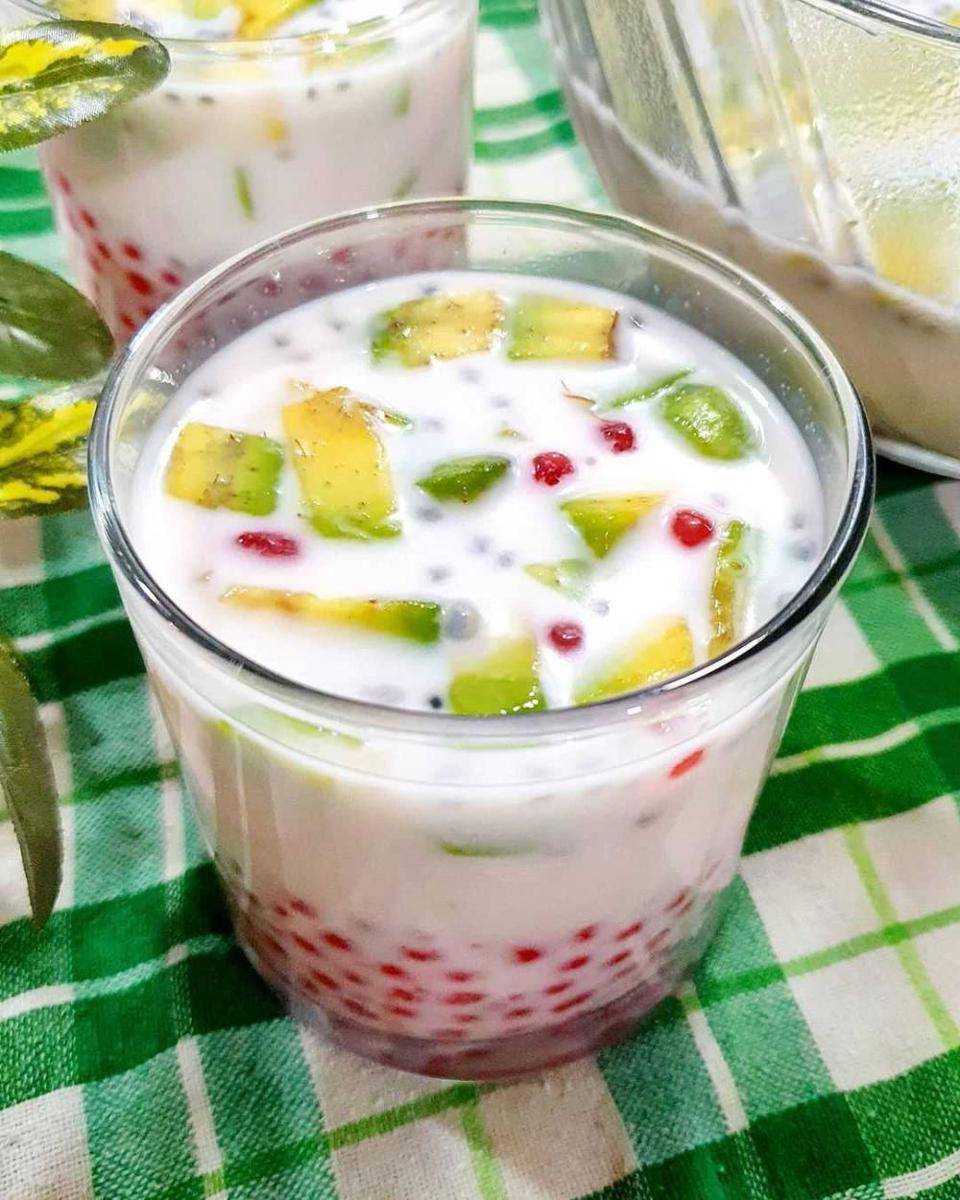 Es alpukat mutiara (instagram.com/yscooking)