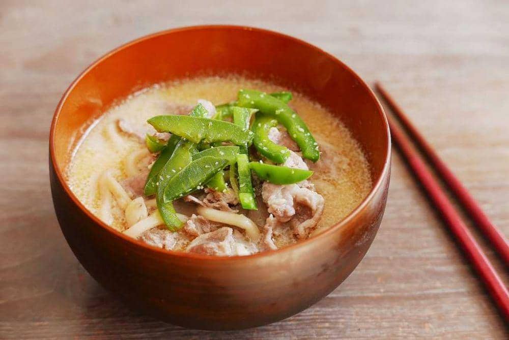 ilustrasi udon susu kedelai (atelierlalune.com)