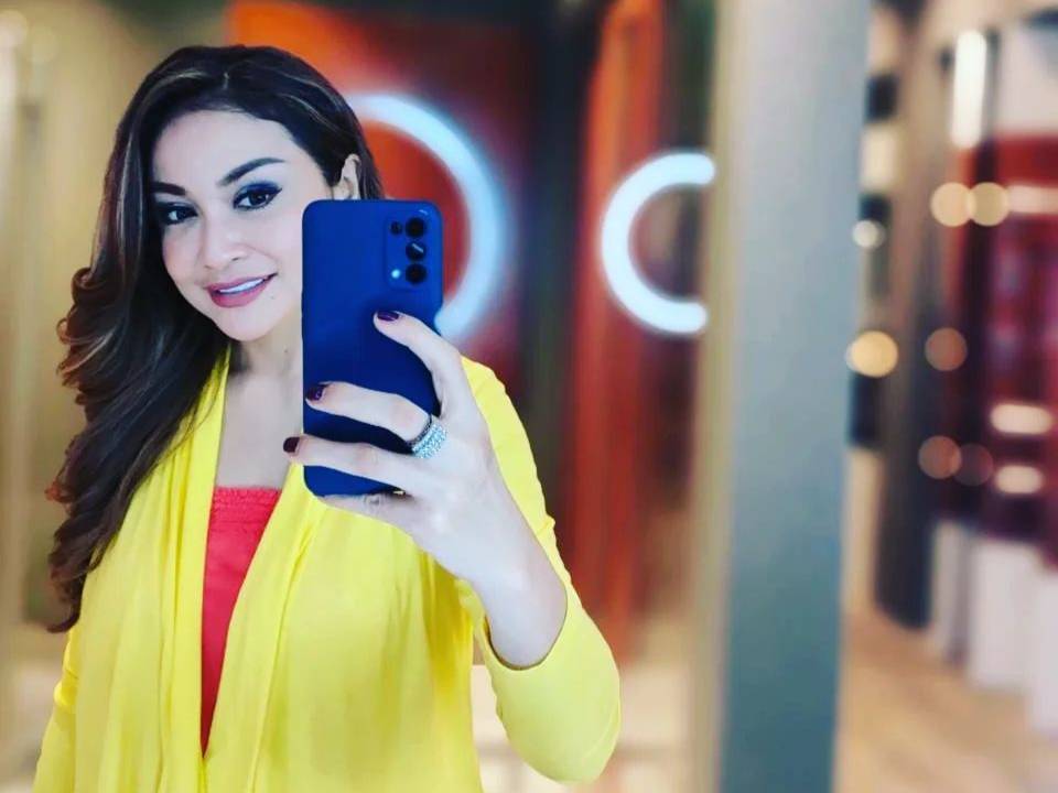 10 Potret Terbaru Virnie Ismail, Rindu Syuting Usai Dua Tahun Vakum