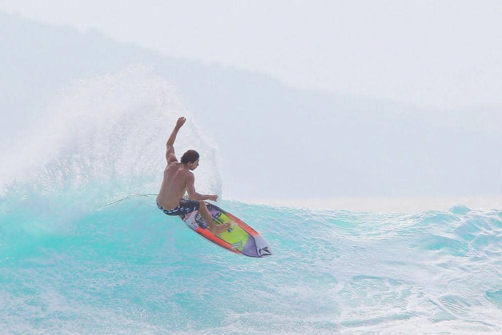 Rio Waida, Optimistis Kembali Juara di World Surf League Pantai G-Land