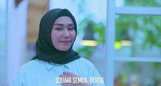 potret Septia Siregar di video klip Terhukum Rindu (youtube.com/PUTRA SIREGAR MERAKYAT)