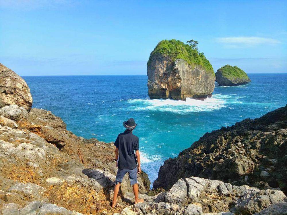 potret Pantai Sendang Biru (instagram.com/Inijawatimur)