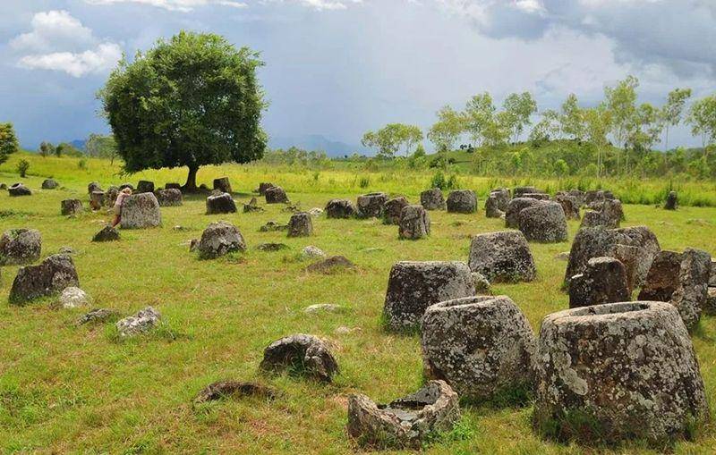 Plain of Jars (instagram.com/journeytothefringe_)