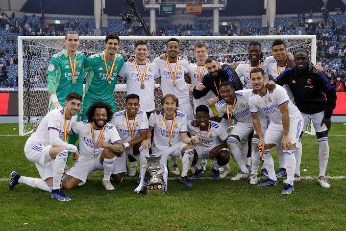 Real Madrid meraih gelar Piala Super Spanyol 2021/2022. (realmadrid.com)