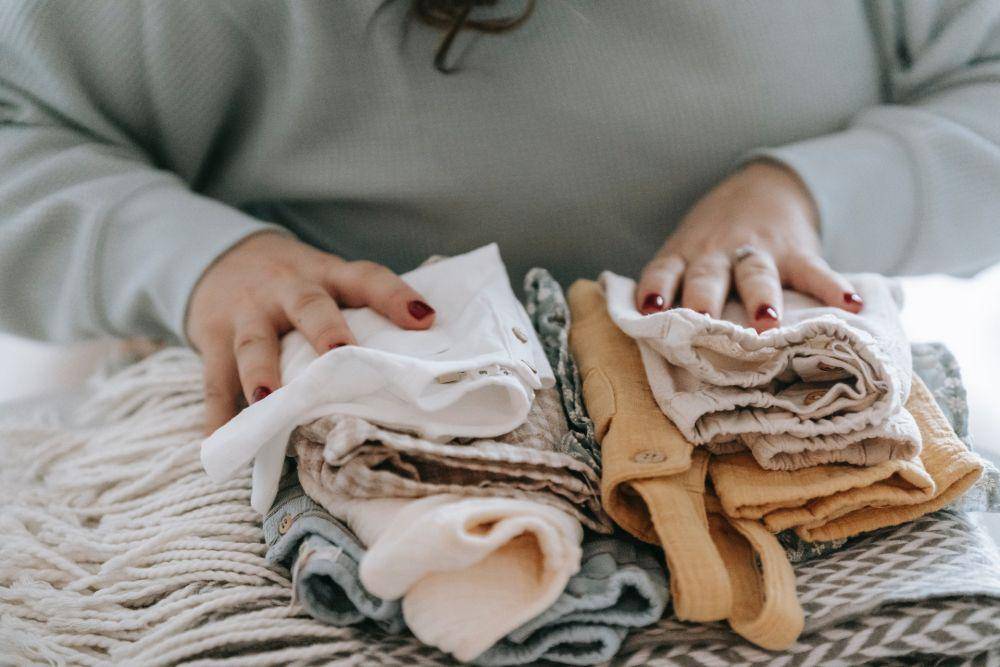 Ilustrasi Decluttering (pexels.com/SarahChai)