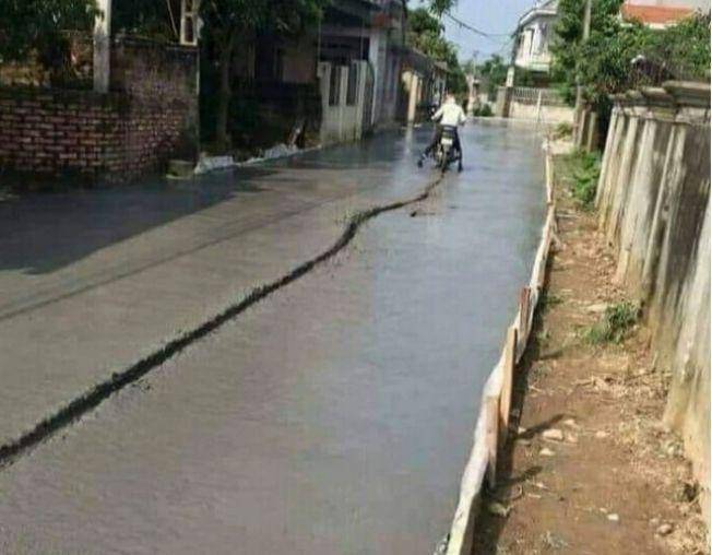 motoran di tempat gak biasa (instagram.com/sukijan)