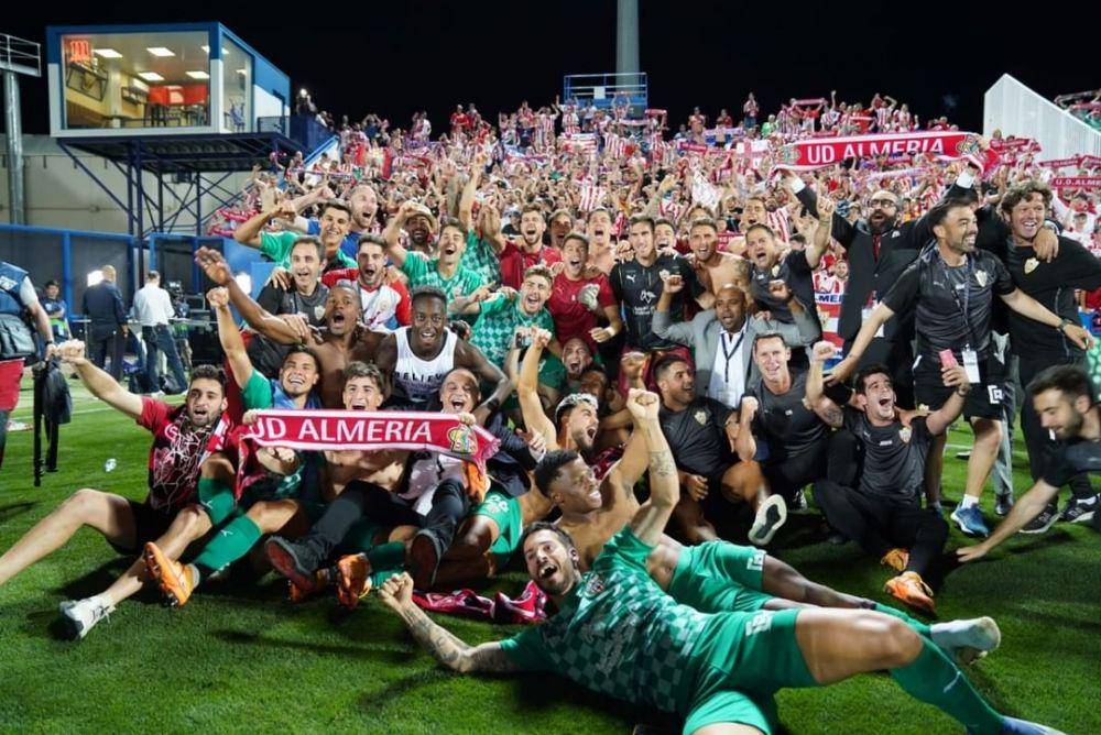 Almeria menjuarai Divisi Segunda 2021/2022. (instagram.com/udalmeria)