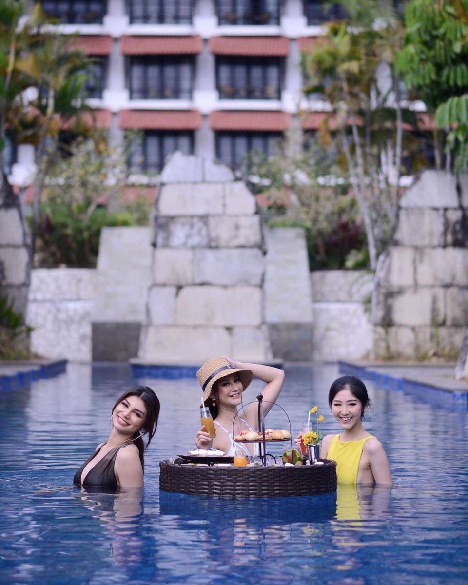 Ayu Mulida, Ayu Saraswati, Jihane Almira (instagram.com/jihanealmira)