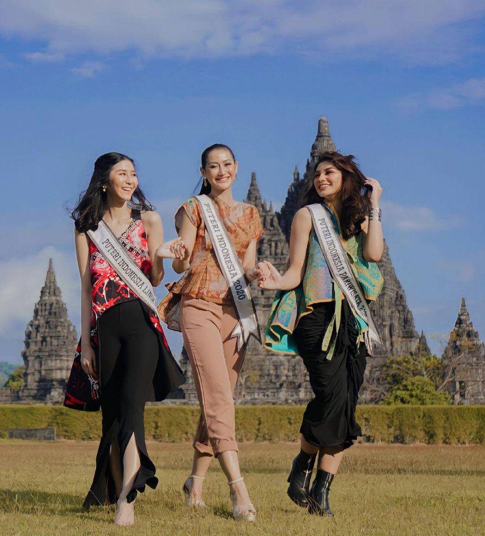 Ayu Mulida, Ayu Saraswati, Jihane Almira (instagram.com/ayusarasw)