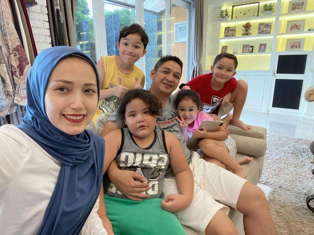 keluarga Adelia Pasha (instagram.com/adeliapasha)