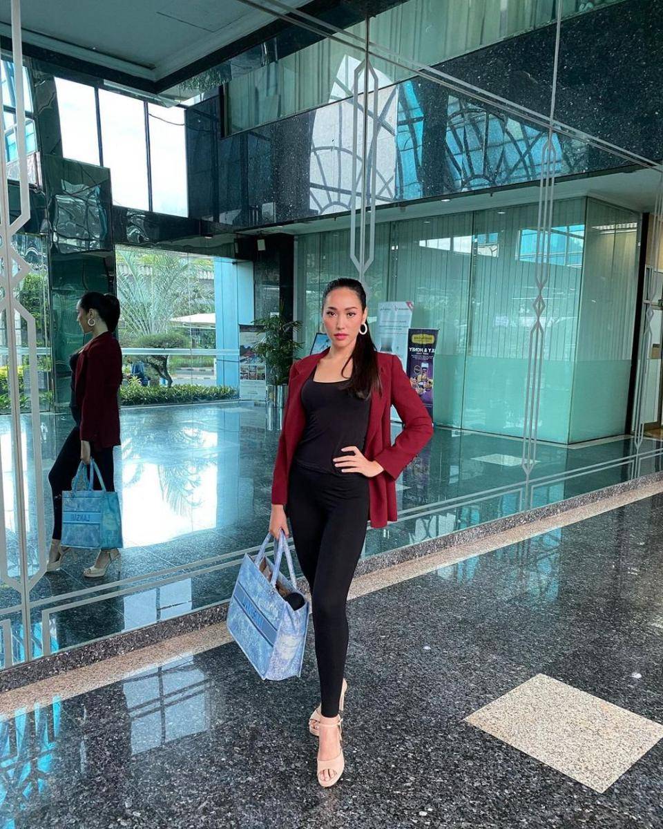 potret Laksmi Shari (instagram.com/laksmideneefe)