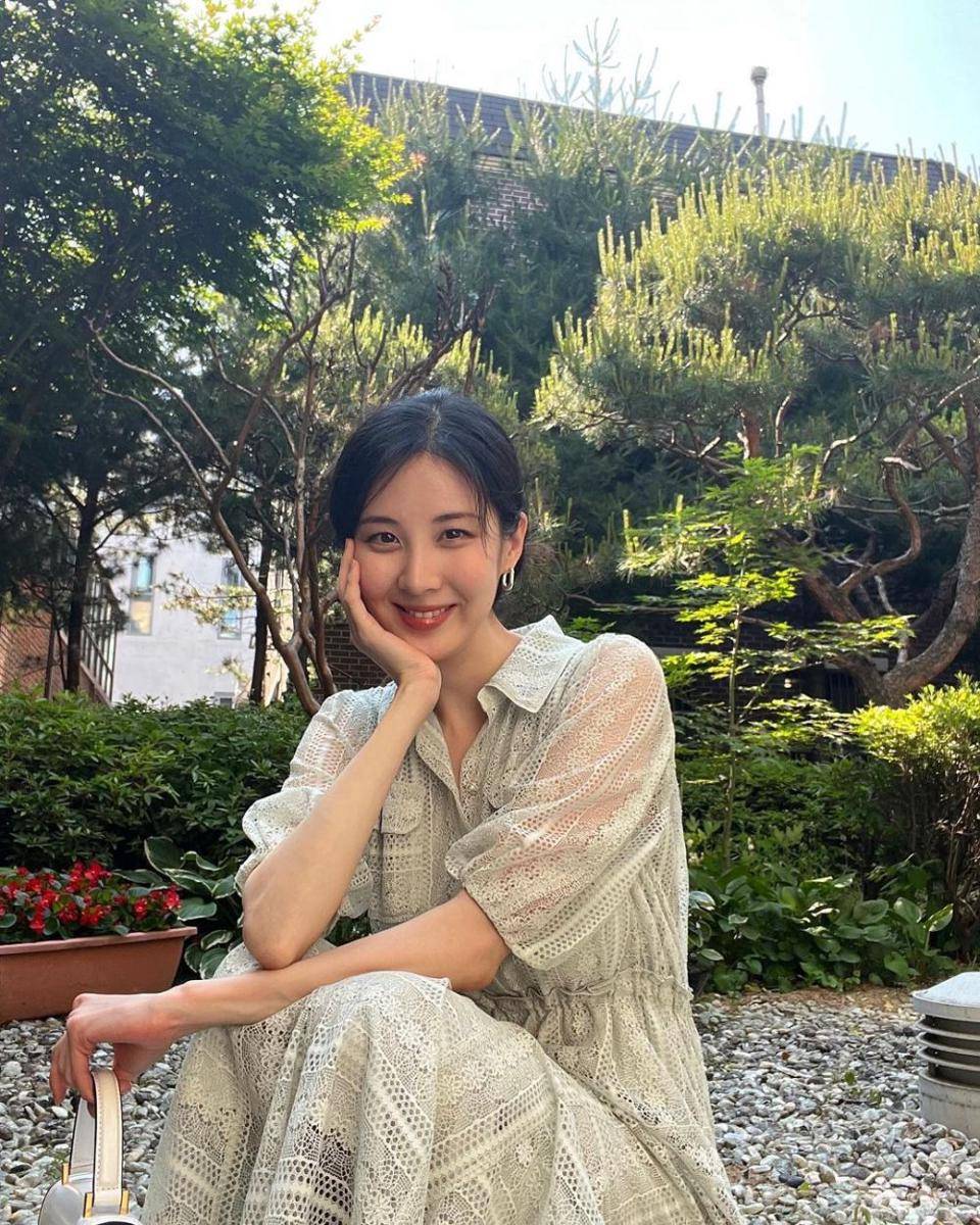 Seohyun (instagram.com/seojuhyun_s)