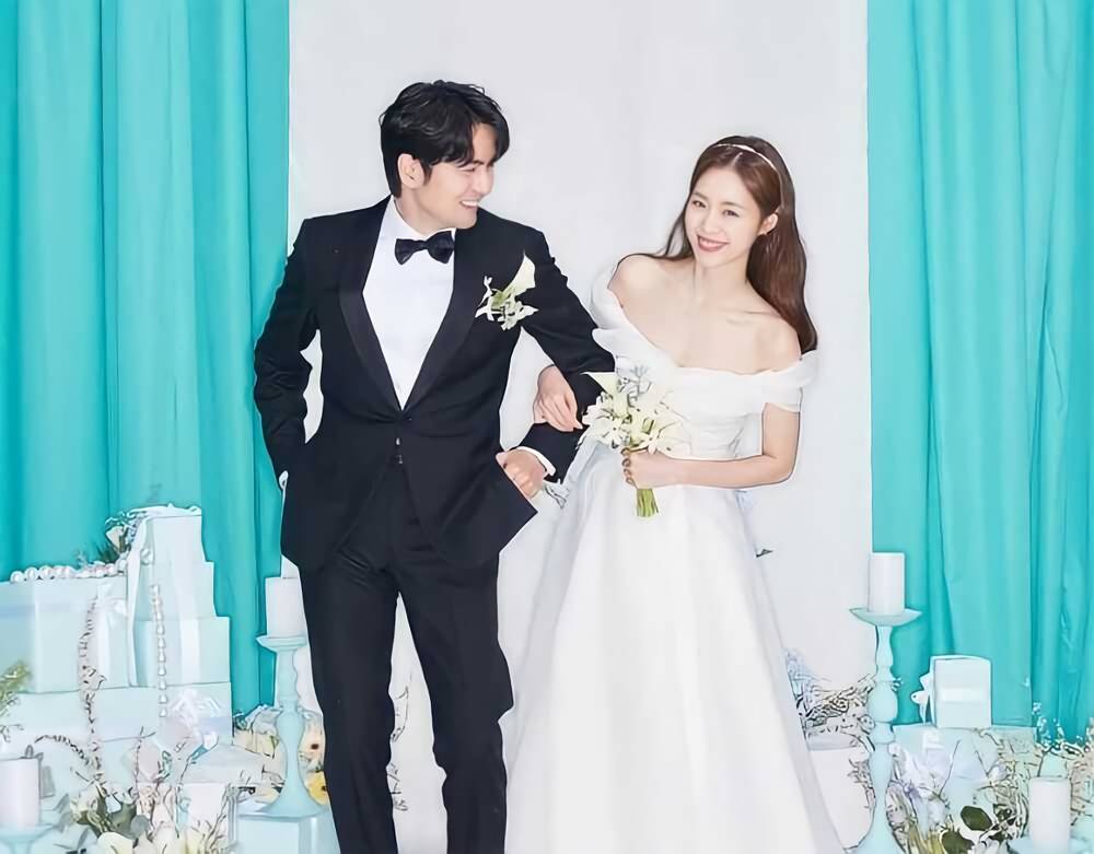 poster drama Welcome to Wedding Hell (instagram.com/kakaotv.official)