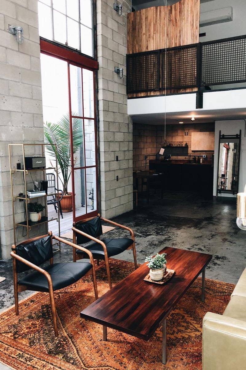 Sofa ruang tamu. (unsplash.com/Frankie)