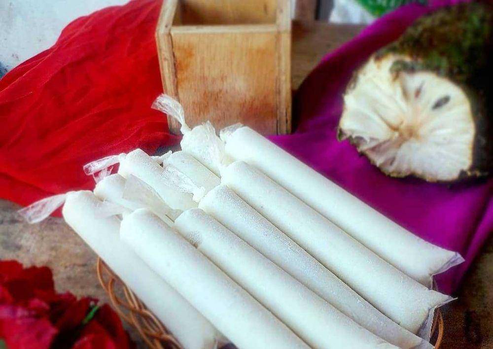es lilin sirsak (instagram.com/dessert.hitz)