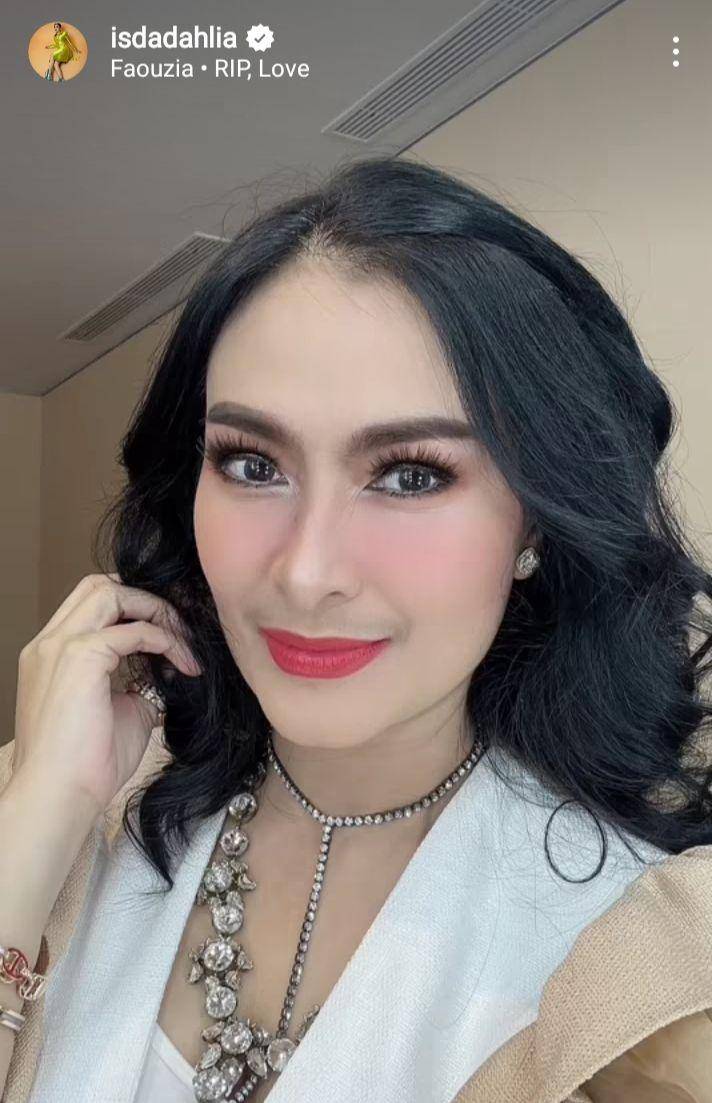potret Iis Dahlia (instagram.com/isdadahlia)