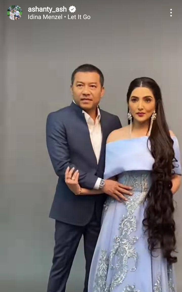 sesi pemotretan keluarga Asix (dok. instagram.com/ashanty_ash)