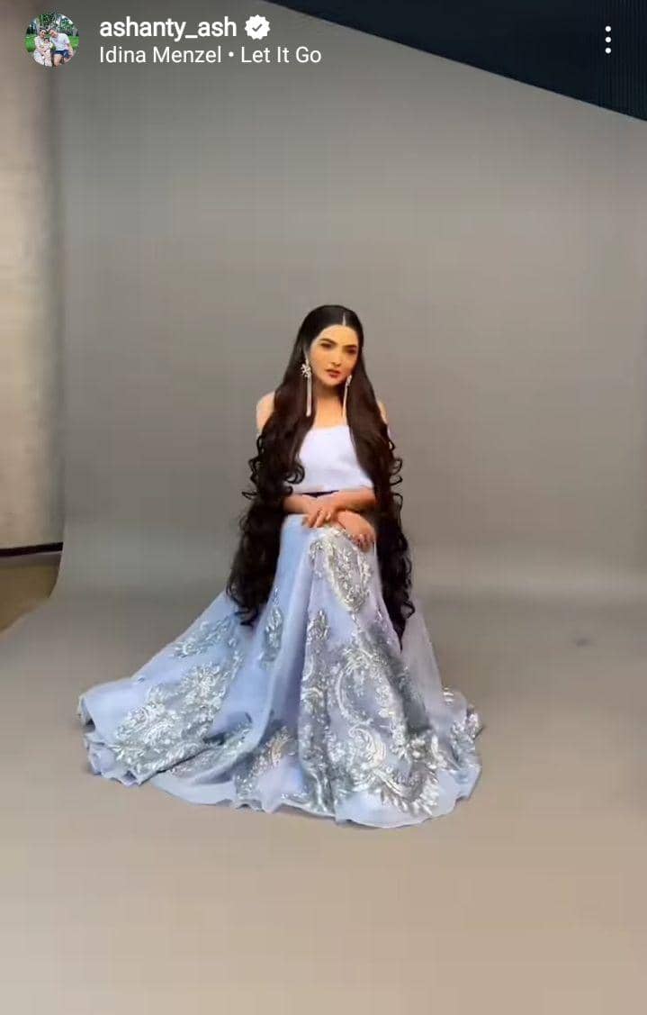 sesi pemotretan keluarga Asix (dok. instagram.com/ashanty_ash)