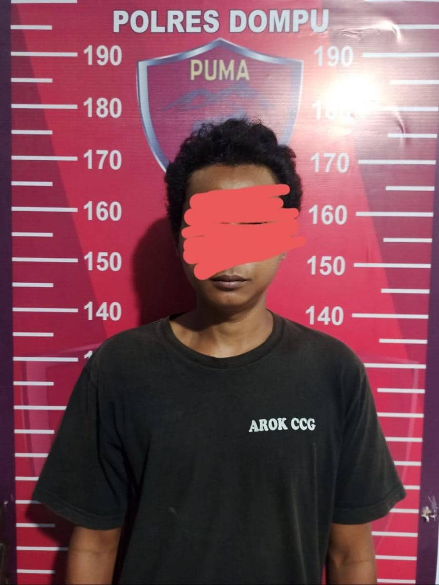 Pelaku penganiayaan inisial A (Dok. Polres Dompu)